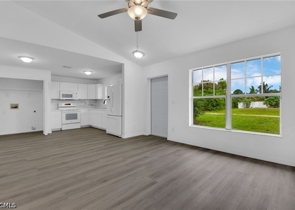 128 Harold Avenue S - Photo 1