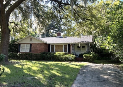 1617 Nw 7th Place - Photo 1