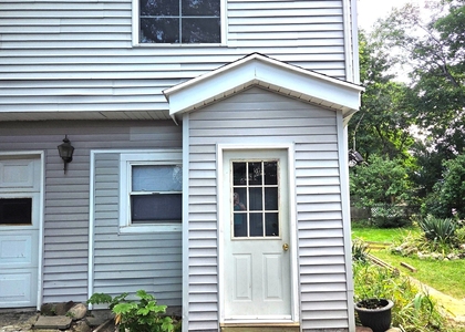 41 Vine Street - Photo 1