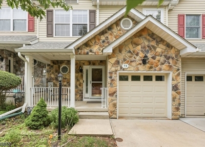 73 Castleton Rd - Photo 1