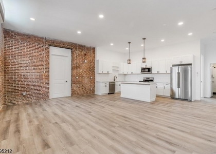 7 Moran Street - Photo 1