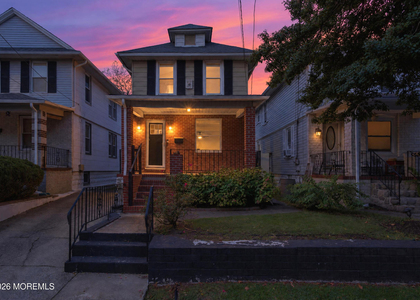 1119 1st Avenue - Photo 1