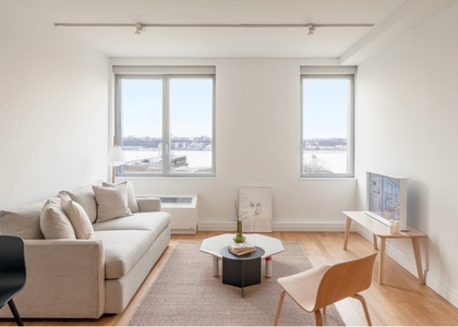 West 54th Street - Photo 1