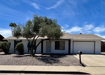1129 W Hackamore Street - Photo 1
