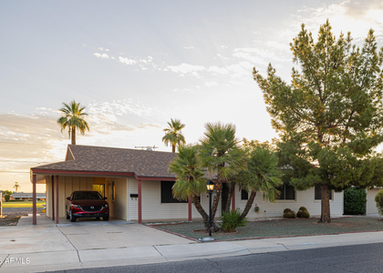 10772 W Crosby Drive - Photo 1