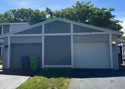 4125 Nw 78th Avenue - Photo 1