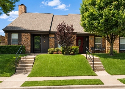 5021 Buttonwood Lane - Photo 1