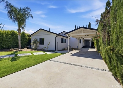 5527 Beckford Avenue - Photo 1
