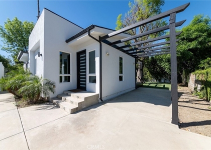 5849 Shirley - Photo 1