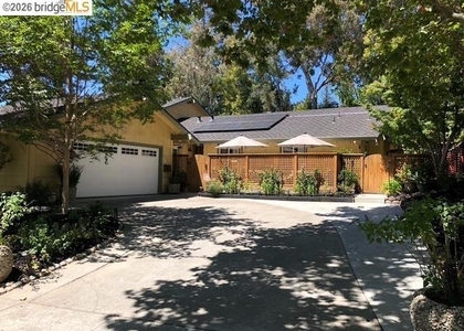559 Morninghome Rd - Photo 1