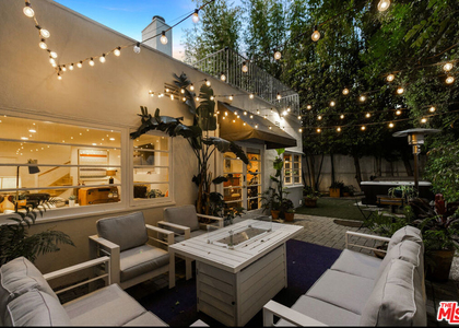 8467 Willoughby Avenue - Photo 1