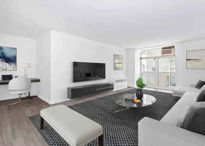 Fulton St - Photo 1