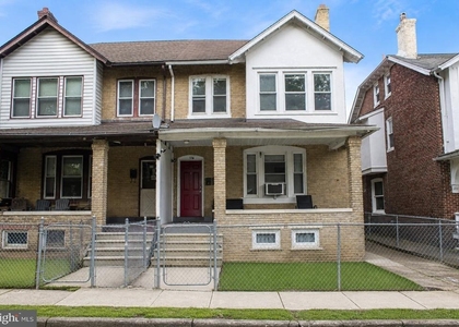 58 Elmhurst Avenue - Photo 1