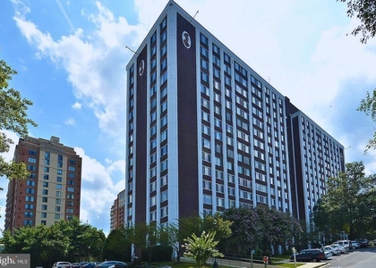11801 Rockville Pike - Photo 1