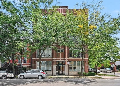 3101 N California Avenue - Photo 1