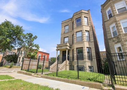 6401 S Maryland Avenue - Photo 1