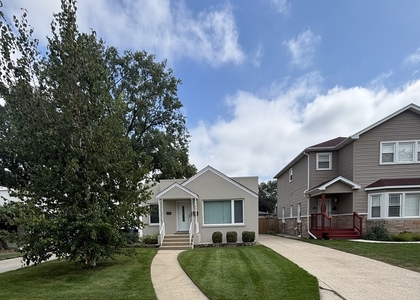 5115 N Mobile Avenue - Photo 1