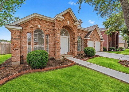 16119 Mission Glen Drive - Photo 1