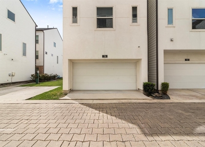 719 Schwartz Street - Photo 1