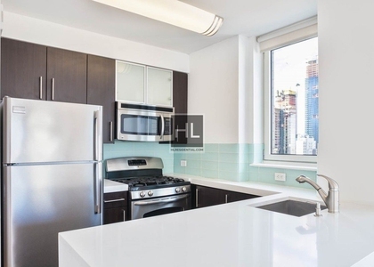 West 37th Street - Photo 1