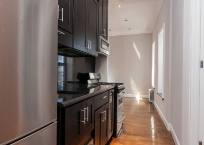 East 100th Street - Photo 1