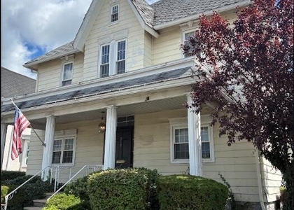 313 S Main  (top Floor) Avenue - Photo 1