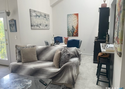 664 Main Avenue - Photo 1