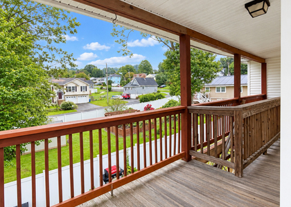 174 Jordan Avenue - Photo 1