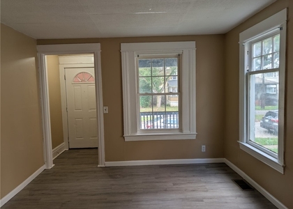 145 Glendale Park - Photo 1