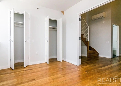 100 Dupont Street - Photo 1