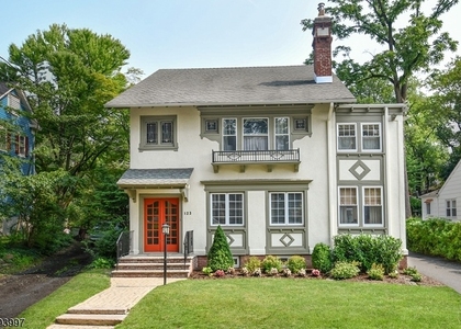 123 Baker St - Photo 1