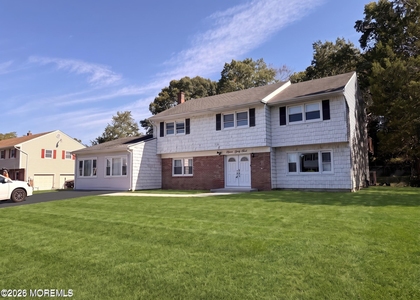 1583 Sea Island Drive - Photo 1