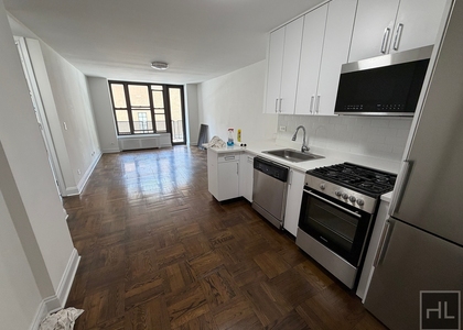 East 35 Street - Photo 1