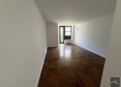 East 35 Street - Photo 1