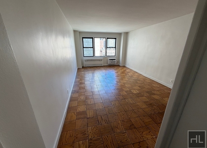 East 36 Street - Photo 1