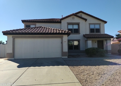 3435 E Longhorn Drive - Photo 1