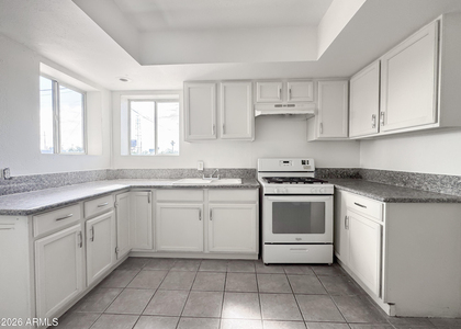 1625 N 31st Street - Photo 1