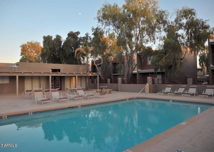 2808 E Le Marche Avenue - Photo 1