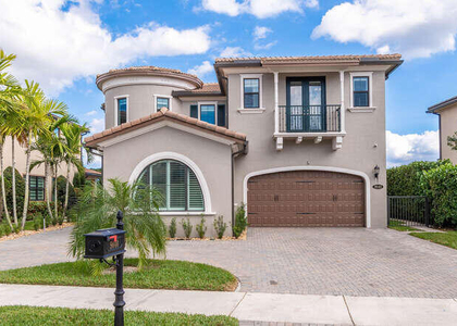 9040 Watercrest Circle W - Photo 1