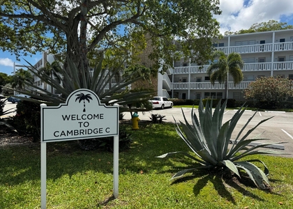 3058 Cambridge C - Photo 1