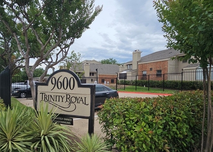 9600 Royal - Photo 1