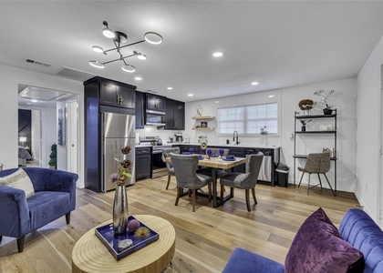 1428 N Main Street - Photo 1