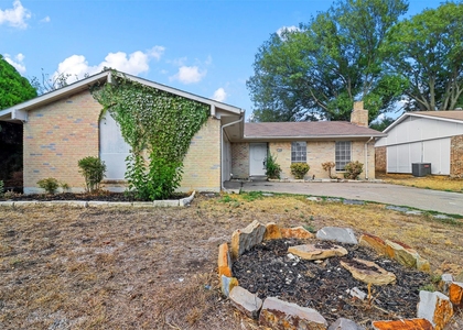 609 Shadyglen Drive - Photo 1