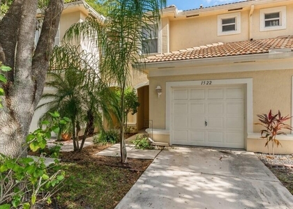 1522 Westchester Avenue - Photo 1
