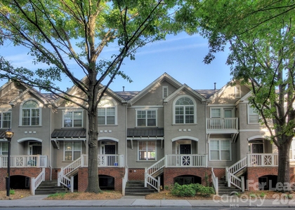 210 S Cedar Street - Photo 1