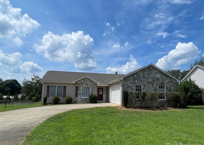 1444 Farmington Hills Drive - Photo 1