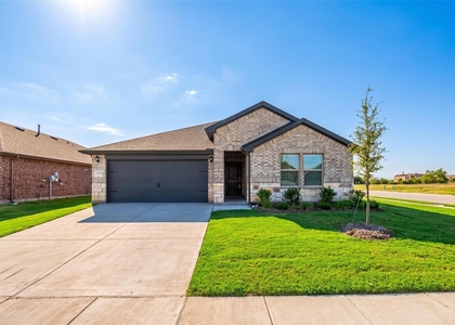 2025 Hearn Drive - Photo 1