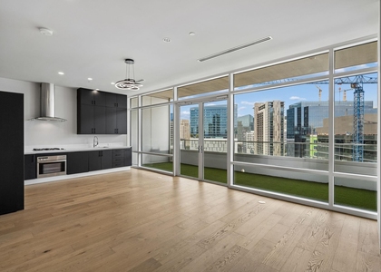 2430 Victory Park Lane - Photo 1