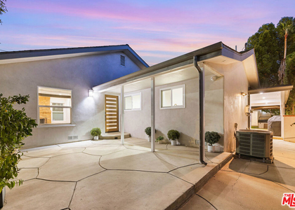 14516 Otsego Street - Photo 1