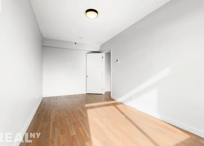 Bushwick Avenue - Photo 1